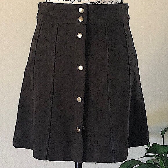 Frame Denim Suede Button Front Skirt - Picture 2 of 16